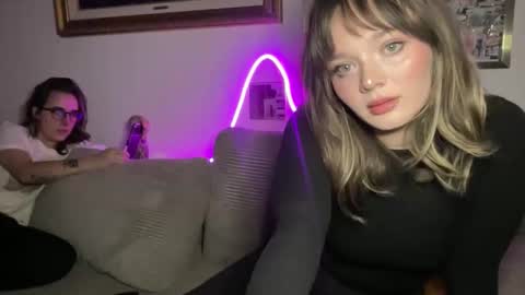 Snapshot of lill_daddysgirl chatting on 01-06-26, 03:21 lilldaddysgirl online show from 01-06-26, 03:21