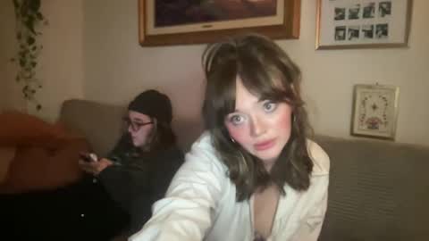 Snapshot of lill_daddysgirl chatting on 02-13-26, 03:57 lilldaddysgirl online show from 02-13-26, 03:57