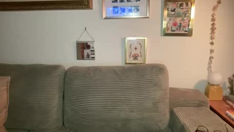 Snapshot of lill_daddysgirl chatting on 02-26-26, 05:06 lilldaddysgirl online show from 02-26-26, 05:06