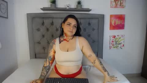Snapshot of lillebbw_sweet chatting on 01-26-25, 10:57 lille online show from 01-26-25, 10:57