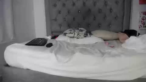 Snapshot of lillebbw_sweet chatting on 03-01-25, 05:31 lille online show from 03-01-25, 05:31