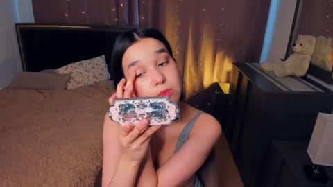 Celina Lillie online show from 03-12-26, 07:58