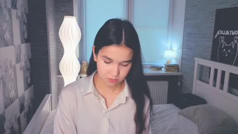 Celina Lillie online show from 03-15-26, 10:32