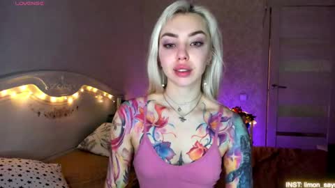 LilliMoore online show from 04-26-26, 11:24