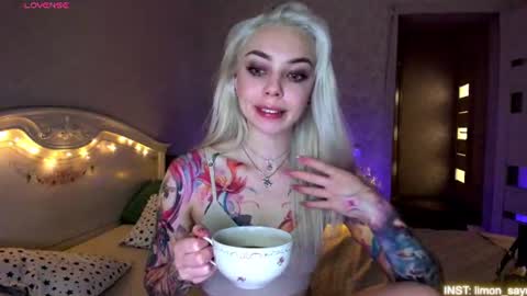 LilliMoore online show from 06-11-26, 11:36
