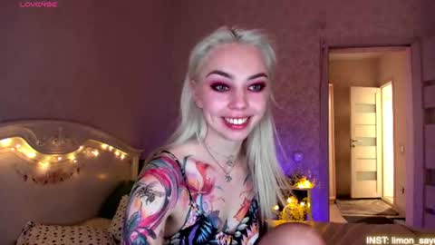 LilliMoore online show from 06-14-26, 02:24