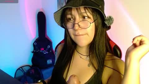 lillith_777 online show from 02-04-26, 12:38