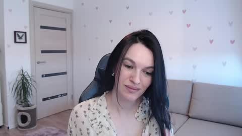 lilliyves online show from 04-10-26, 09:47