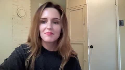 lilly_adams88 online show from 04-24-26, 08:55
