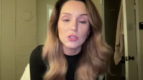 Snapshot of lilly_adams88 chatting on 07-23-26, 02:20 lilly_adams88 online show from 07-23-26, 02:20