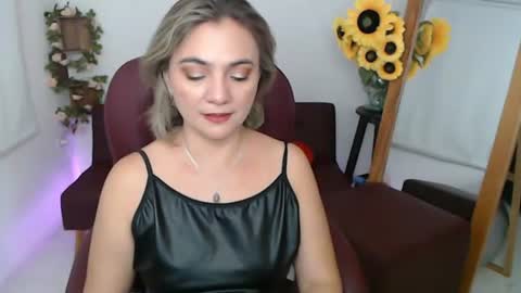 Lilly online show from 06-13-26, 04:27