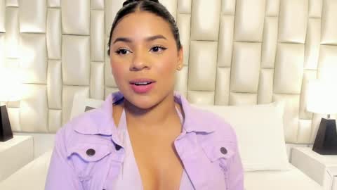 Lilly  online show from 04-12-26, 07:57