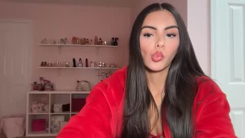 lilly online show from 04-06-26, 04:32