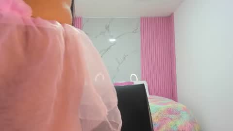 lillyy16 online show from 07-23-26, 11:08
