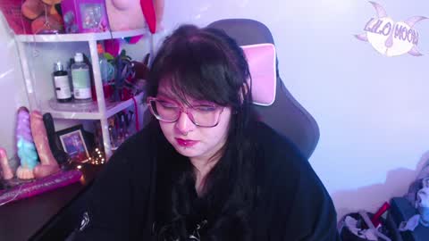 Snapshot of lilomoon69 chatting on 01-15-25, 02:38 Lilo online show from 01-15-25, 02:38