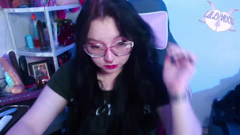 Snapshot of lilomoon69 chatting on 01-28-25, 03:15 Lilo online show from 01-28-25, 03:15