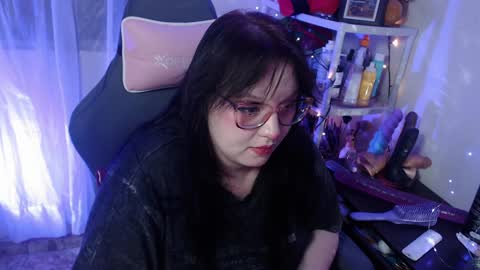 Snapshot of lilomoon69 chatting on 02-02-25, 07:30 Lilo online show from 02-02-25, 07:30