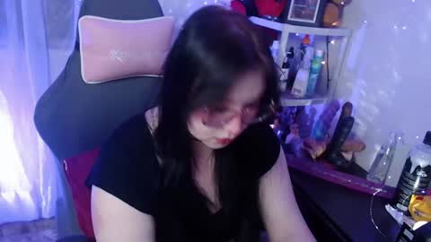 Snapshot of lilomoon69 chatting on 02-03-25, 03:42 Lilo online show from 02-03-25, 03:42