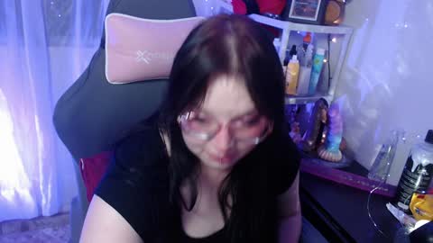 Snapshot of lilomoon69 chatting on 02-03-25, 06:45 Lilo online show from 02-03-25, 06:45