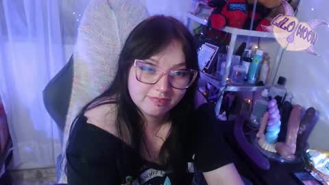 Snapshot of lilomoon69 chatting on 03-06-25, 06:41 Lilo online show from 03-06-25, 06:41