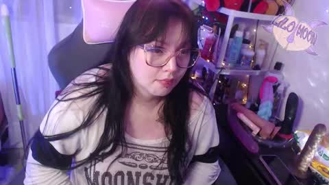 Snapshot of lilomoon69 chatting on 03-10-25, 07:10 Lilo online show from 03-10-25, 07:10