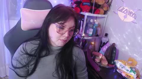 Snapshot of lilomoon69 chatting on 03-11-25, 07:15 Lilo online show from 03-11-25, 07:15