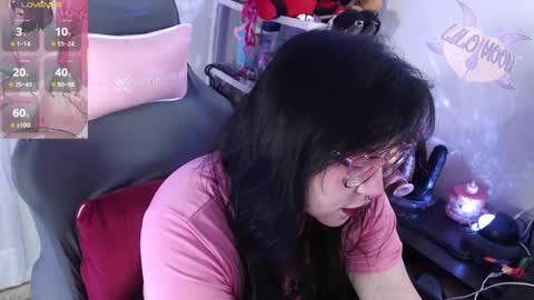 Snapshot of lilomoon69 chatting on 09-19-25, 12:39 Lilo online show from 09-19-25, 12:39