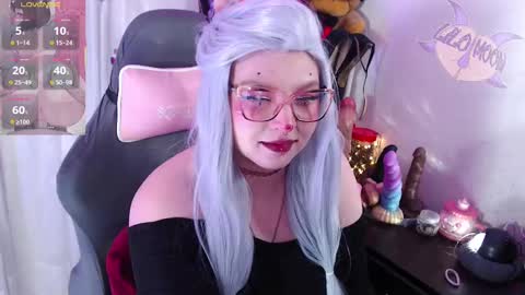 Snapshot of lilomoon69 chatting on 10-17-25, 03:03 Lilo online show from 10-17-25, 03:03