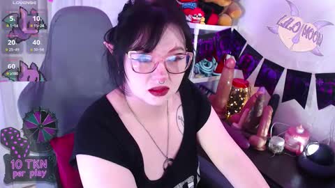 Snapshot of lilomoon69 chatting on 11-06-25, 08:21 Lilo online show from 11-06-25, 08:21