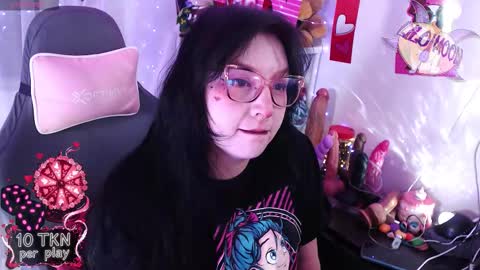 Lilo  online show from 02-15-26, 09:44