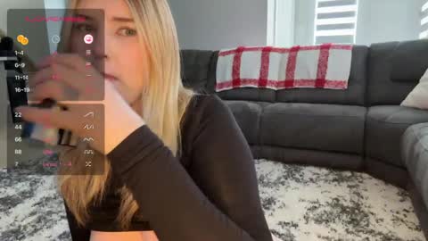 Ava online show from 04-07-26, 02:28