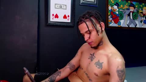 Snapshot of lilray99 chatting on 04-29-26, 10:19 ONLYFANS online show from 04-29-26, 10:19