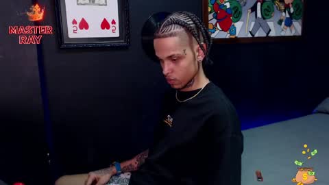 Snapshot of lilray99 chatting on 06-02-26, 01:29 ONLYFANS online show from 06-02-26, 01:29
