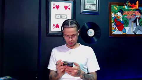 Snapshot of lilray99 chatting on 06-08-26, 07:42 ONLYFANS online show from 06-08-26, 07:42