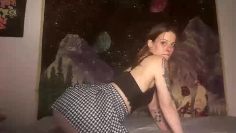 Luna online show from 03-01-26, 12:01