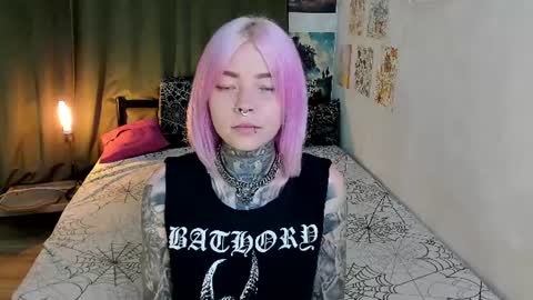 Snapshot of lilu_kayden chatting on 07-21-26, 05:04 Little slave Kayden online show from 07-21-26, 05:04