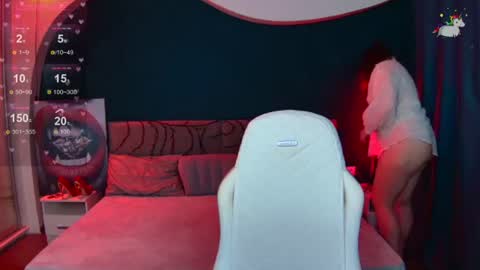 Lilu online show from 06-11-26, 12:03