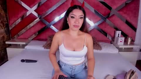 Lily online show from 01-08-26, 08:00