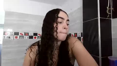 lily_anal_squirt online show from 07-06-26, 07:27