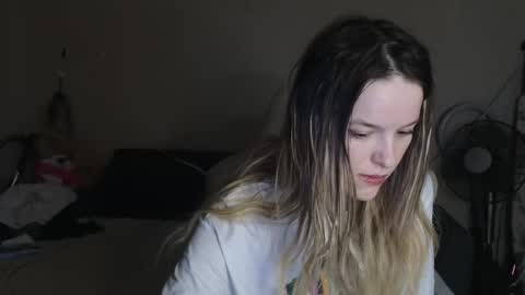 Snapshot of lily_and_jake chatting on 11-23-25, 08:36 lily_and_jake online show from 11-23-25, 08:36