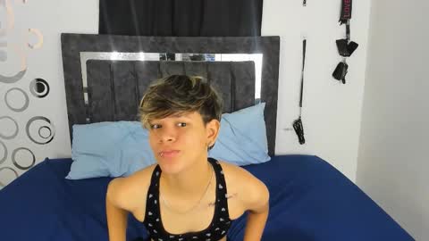 Lily and Lina online show from 11-19-25, 12:05