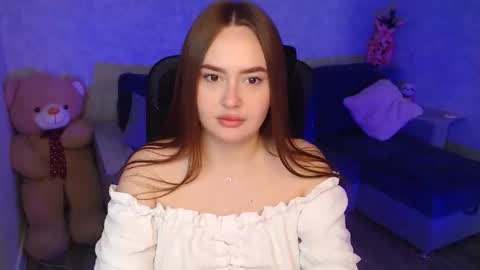 lily_baker_ online show from 06-01-26, 08:38