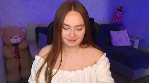 lily_baker_ online show from 06-17-26, 10:28