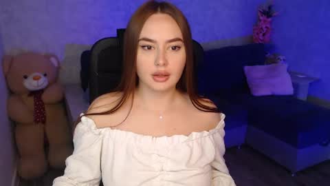 lily_baker_ online show from 06-25-26, 07:35