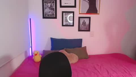 just lily online show from 01-30-25, 01:11