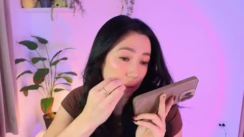 Snapshot of lily_evans_ chatting on 06-22-26, 11:46 just lily online show from 06-22-26, 11:46