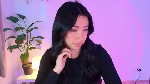 Snapshot of lily_evans_ chatting on 06-25-26, 10:47 just lily online show from 06-25-26, 10:47