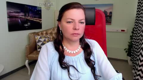 Lily online show from 05-24-26, 05:12