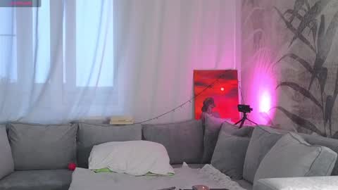 Lily online show from 01-11-25, 06:35