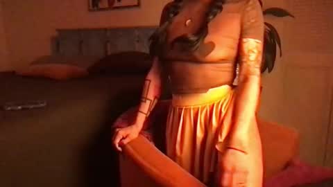 Snapshot of lily_henry chatting on 02-24-26, 06:33 Little Lily online show from 02-24-26, 06:33